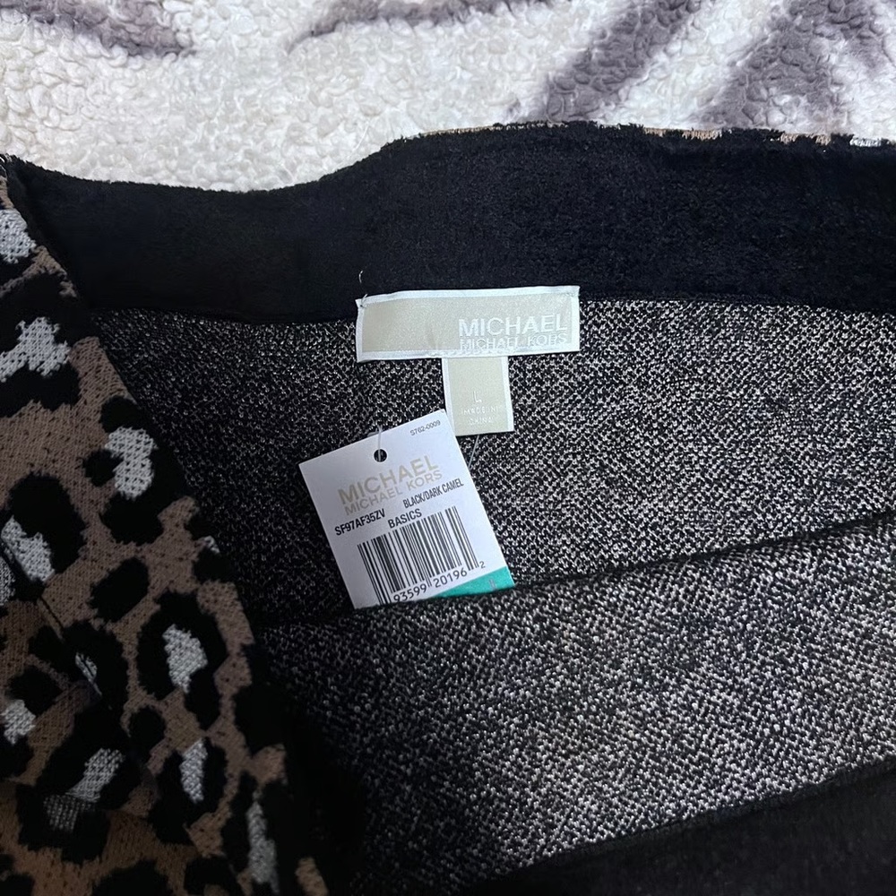 Michael Kors Sweater Pencil Skirt - Picture 6 of 6